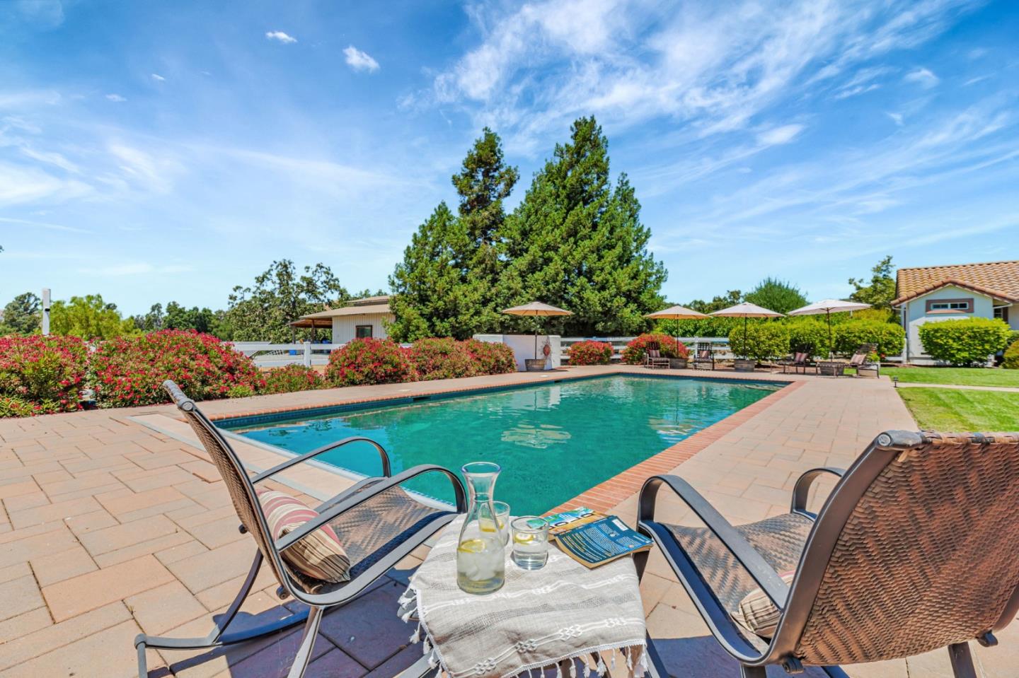 1152 Little River Drive