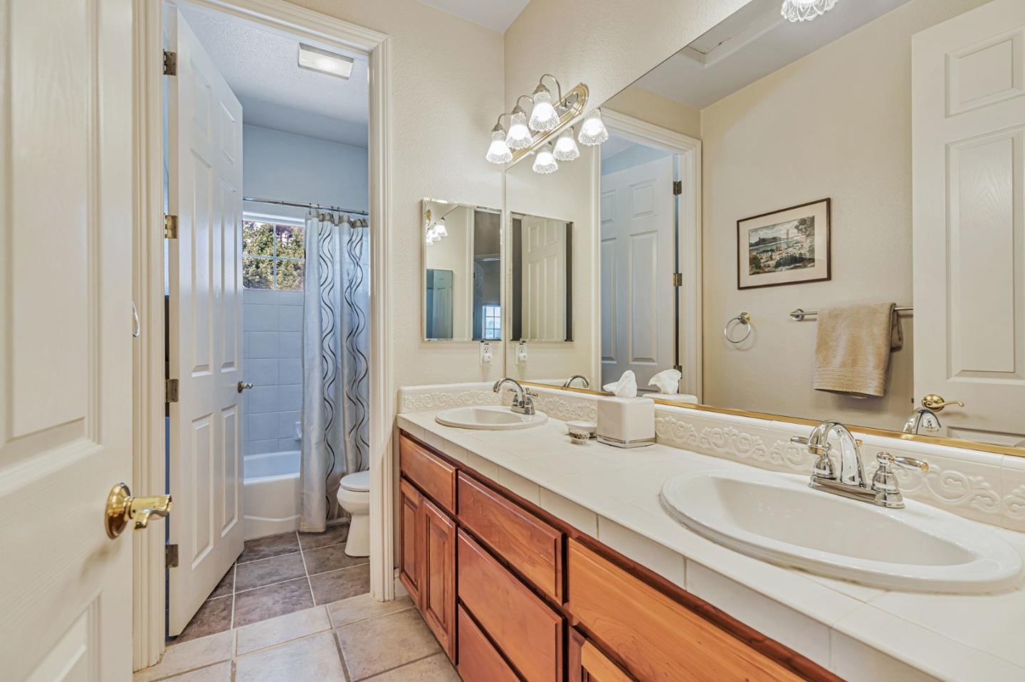 1152 Little River Drive