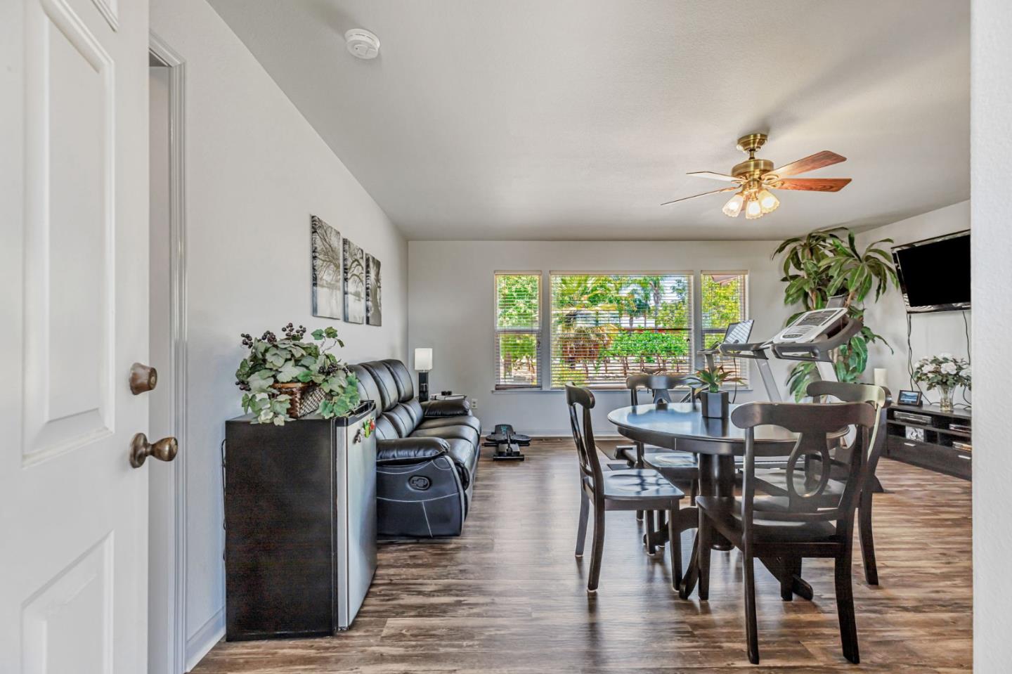 1152 Little River Drive