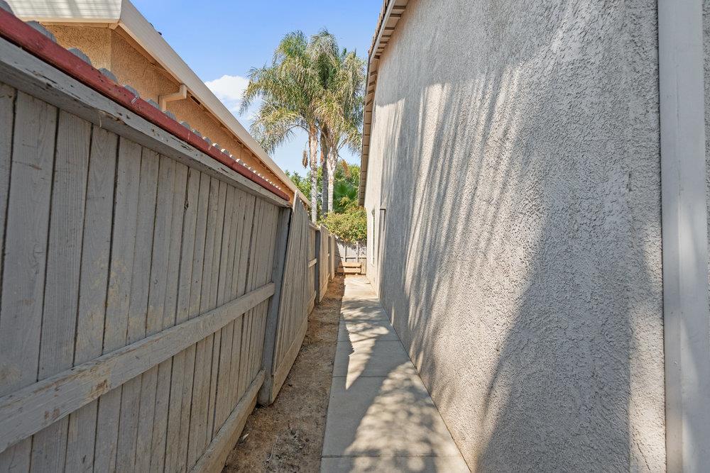 256 Murano Street