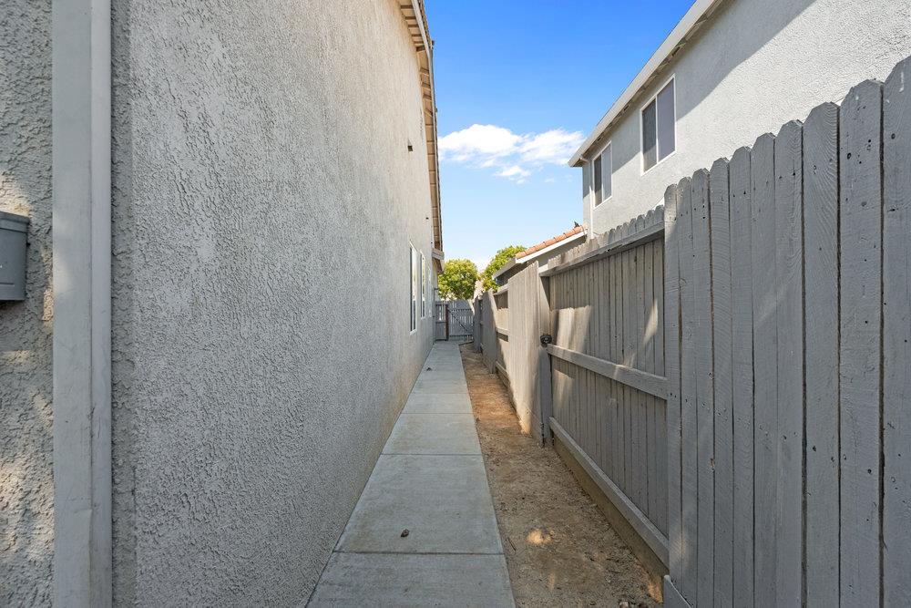 256 Murano Street