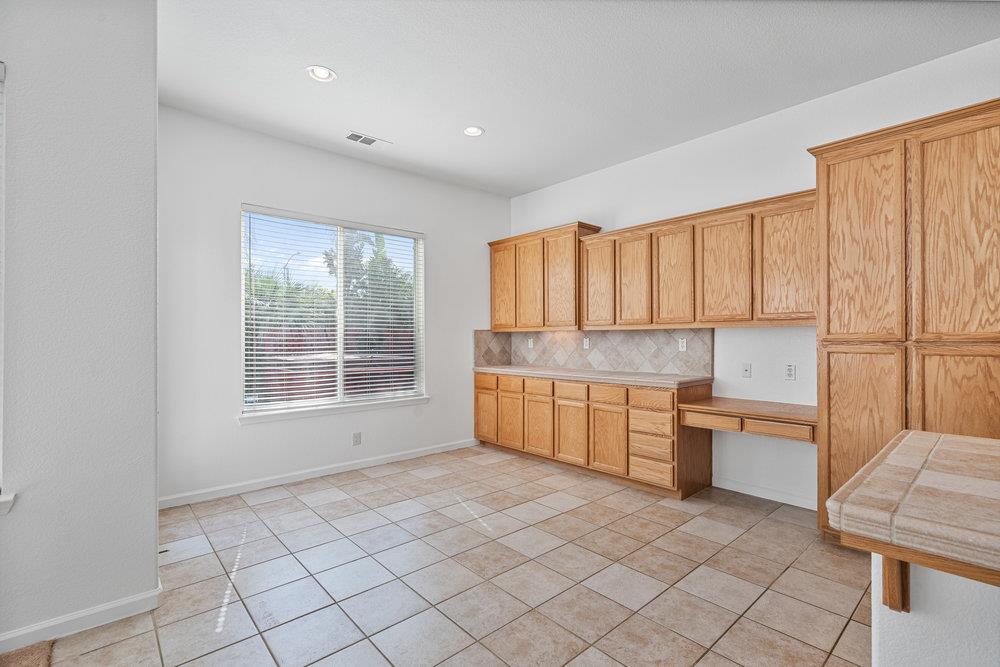 256 Murano Street