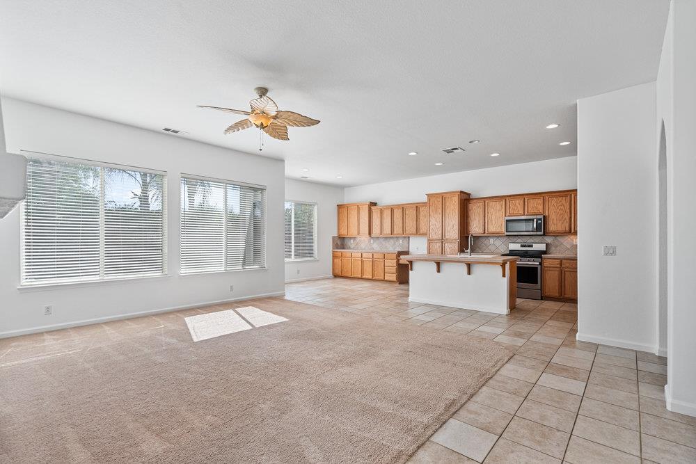 256 Murano Street