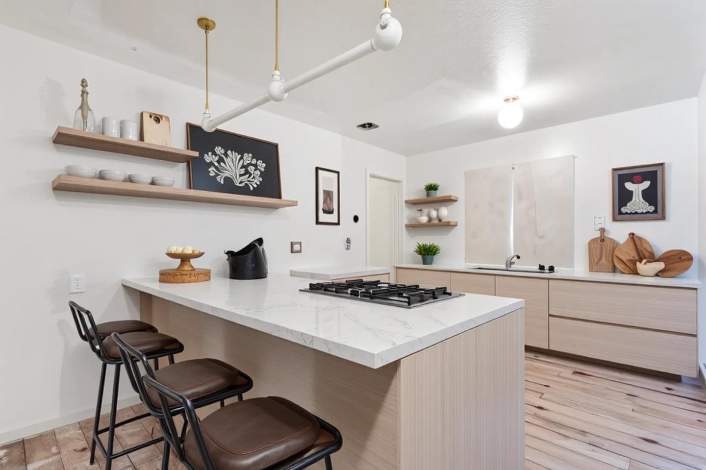 702 West Mc Kinley Avenue