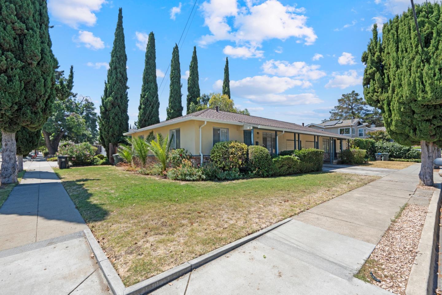 702 West Mc Kinley Avenue