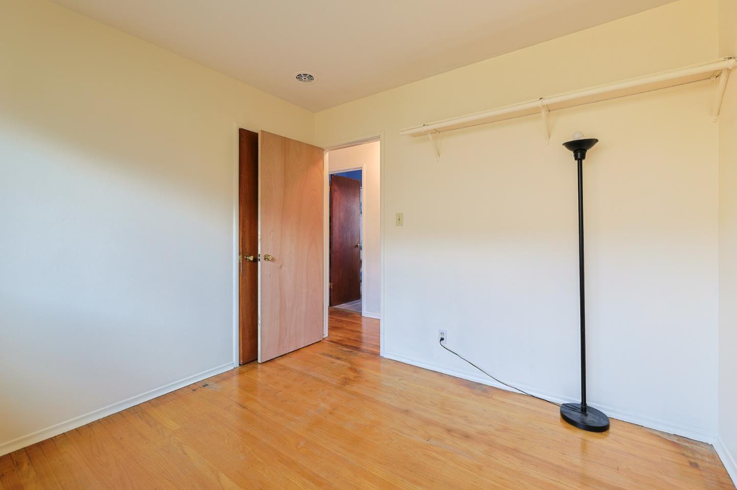 216 Crescent