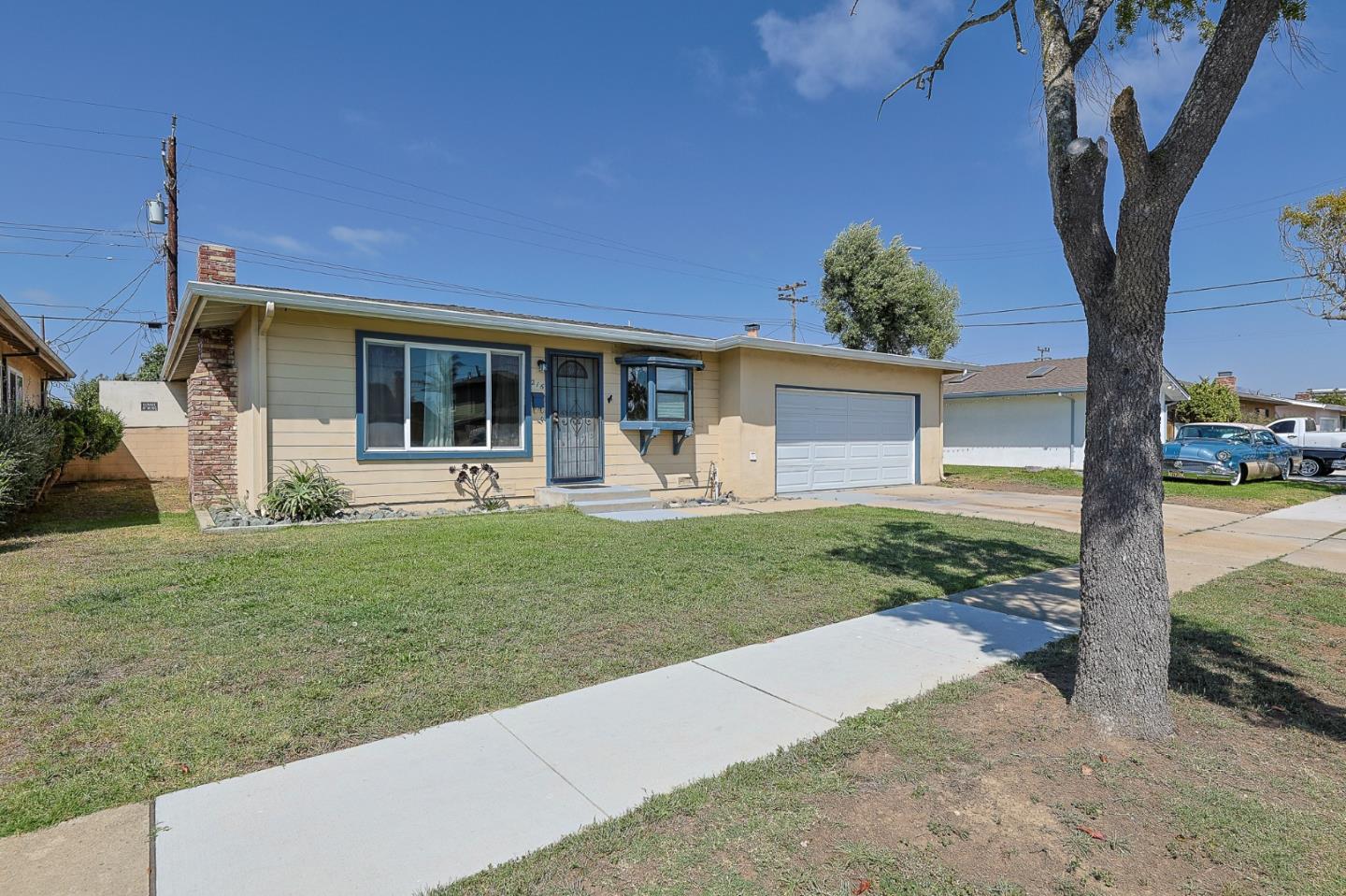 216 Crescent