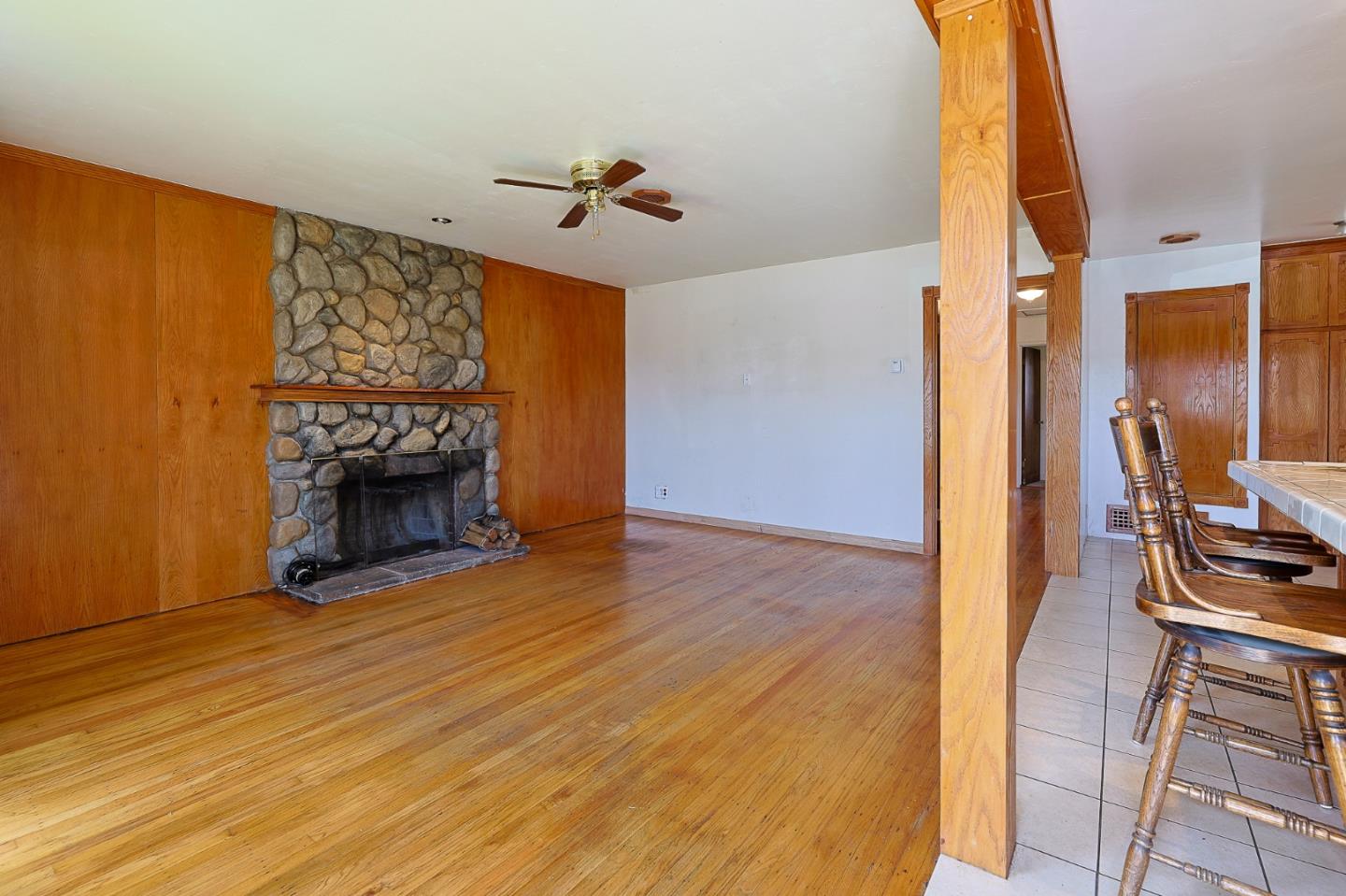 216 Crescent
