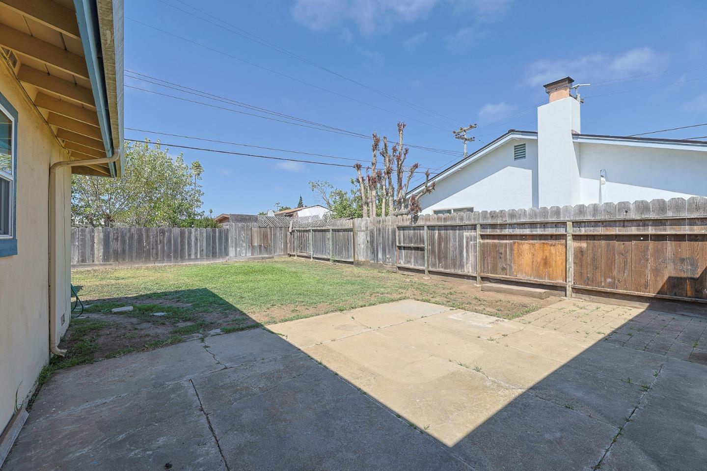216 Crescent