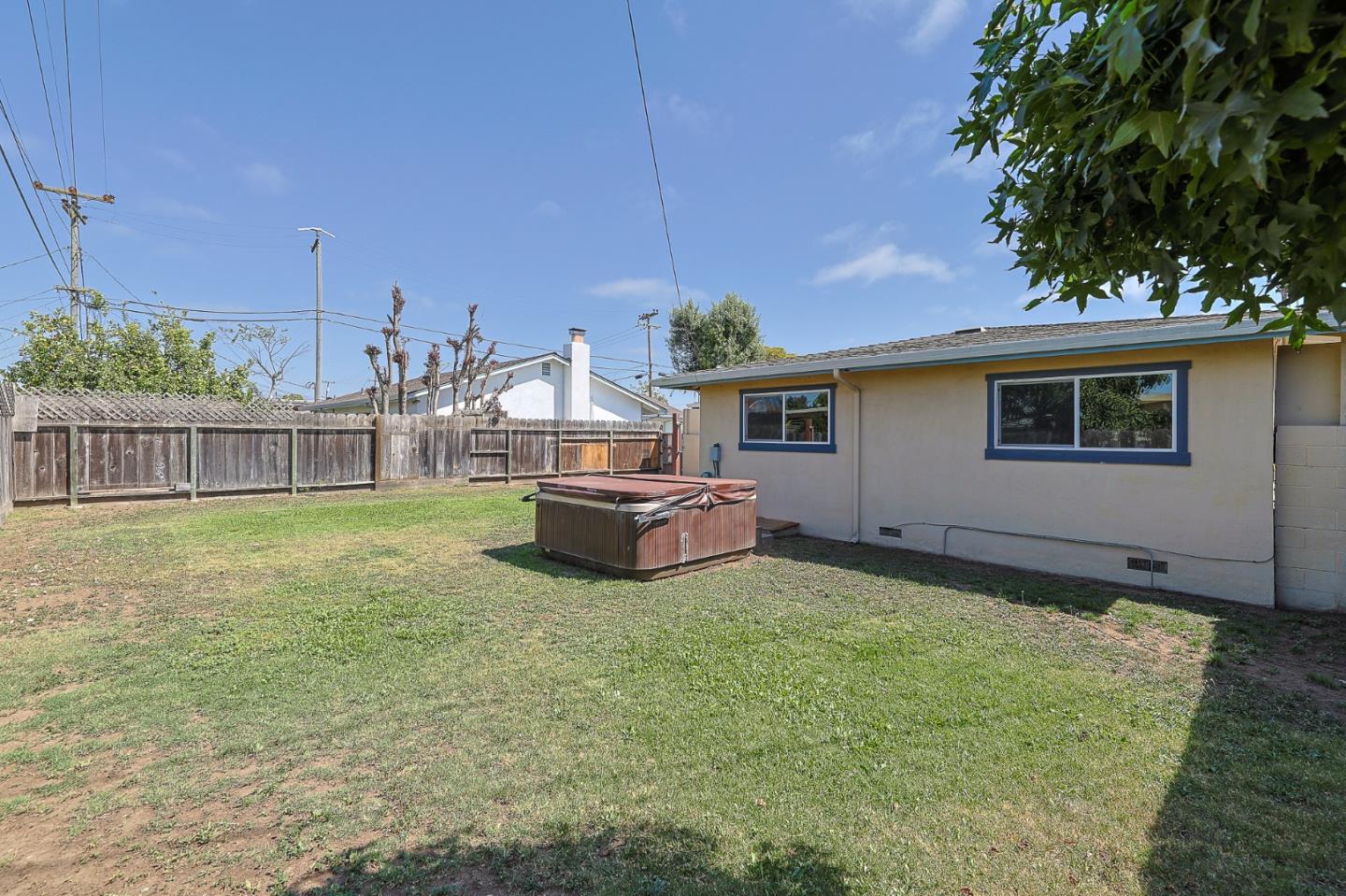 216 Crescent