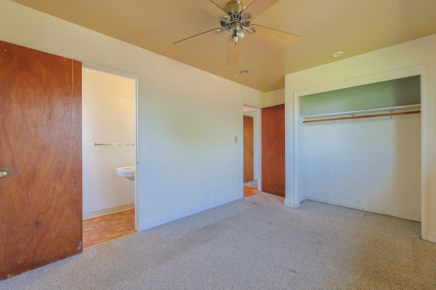 216 Crescent