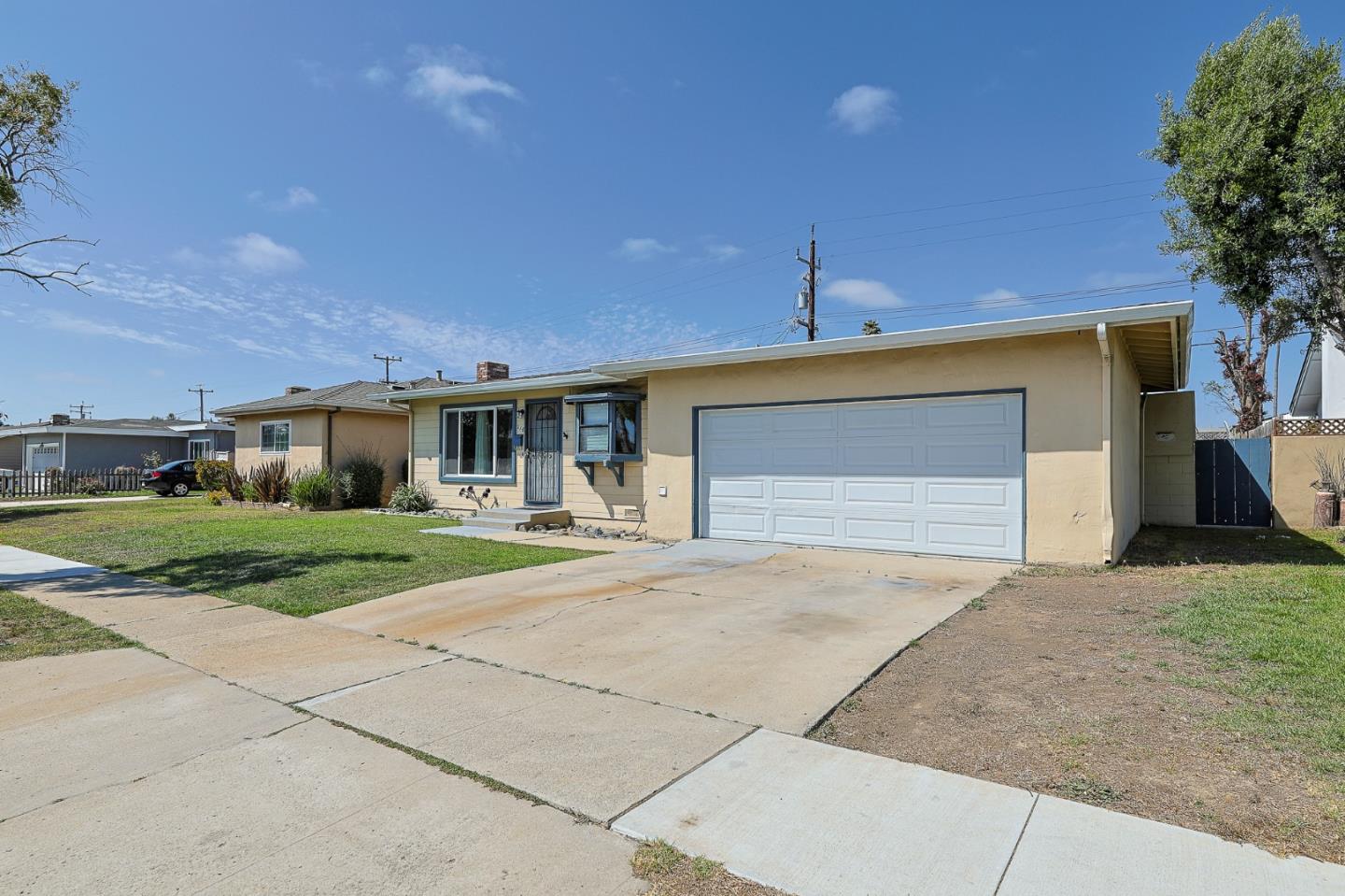 216 Crescent