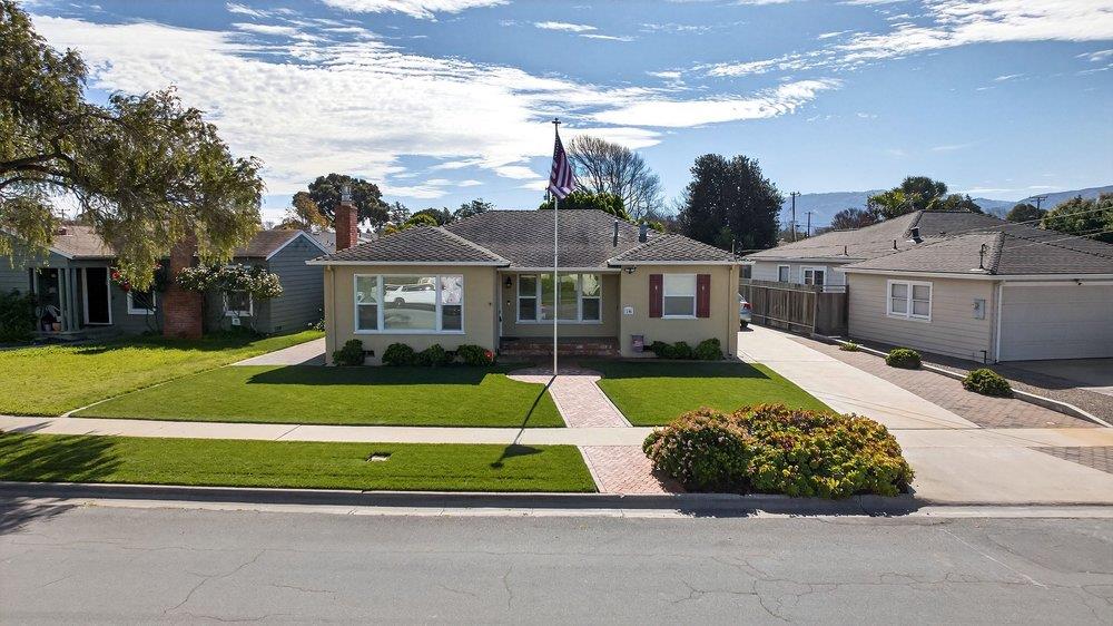 14 San Juan Drive