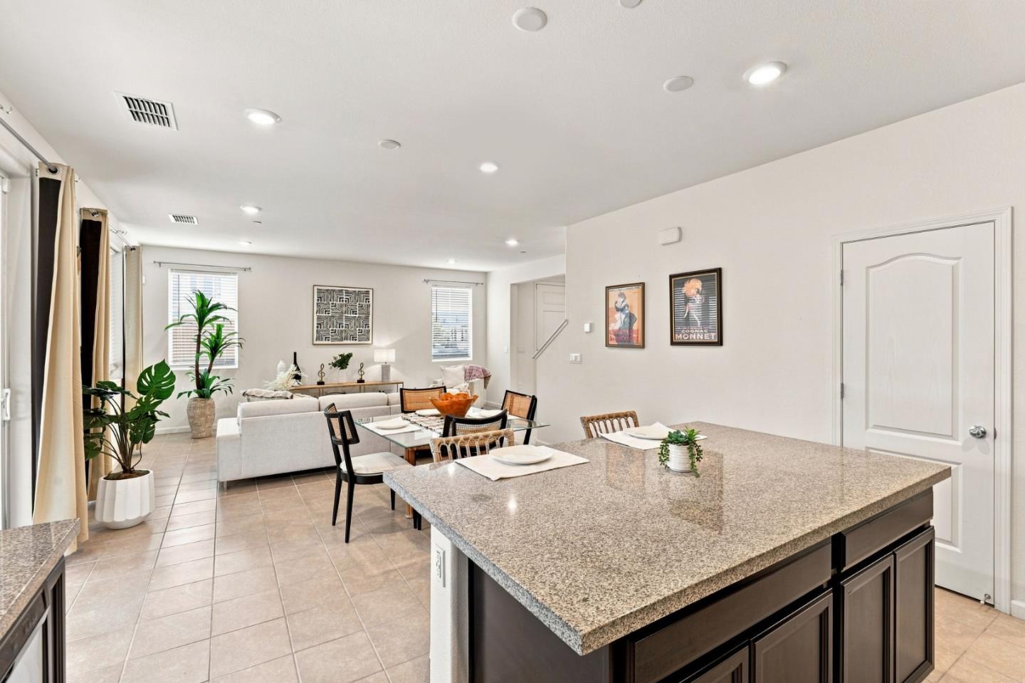 600 Duran CT