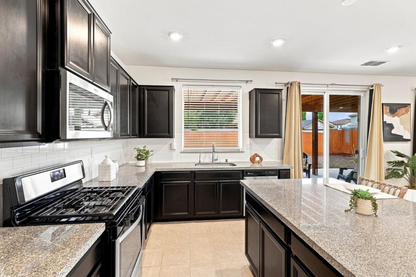 600 Duran CT