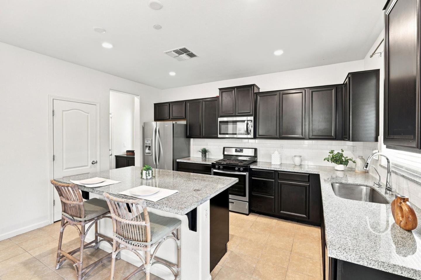 600 Duran CT