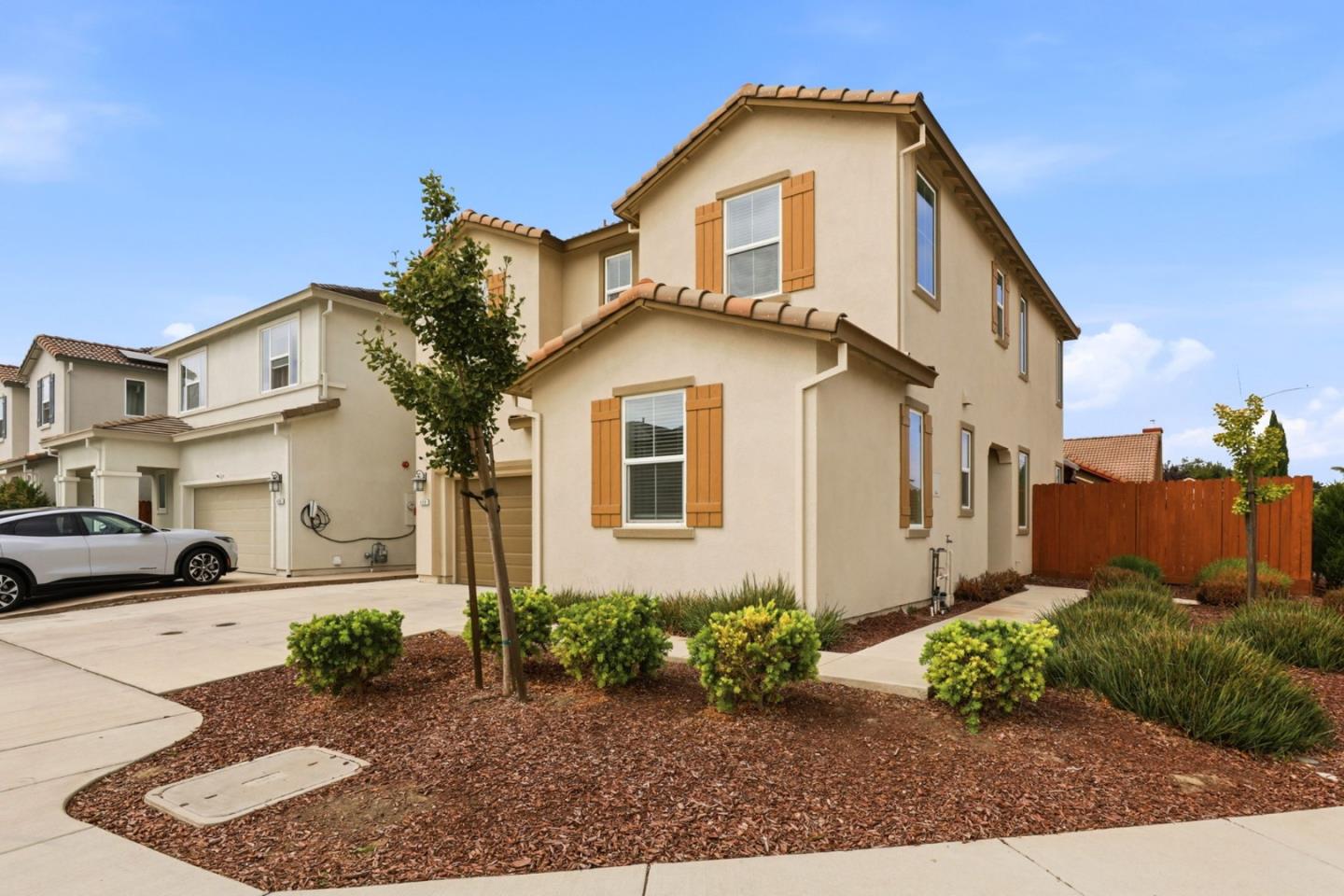 600 Duran CT