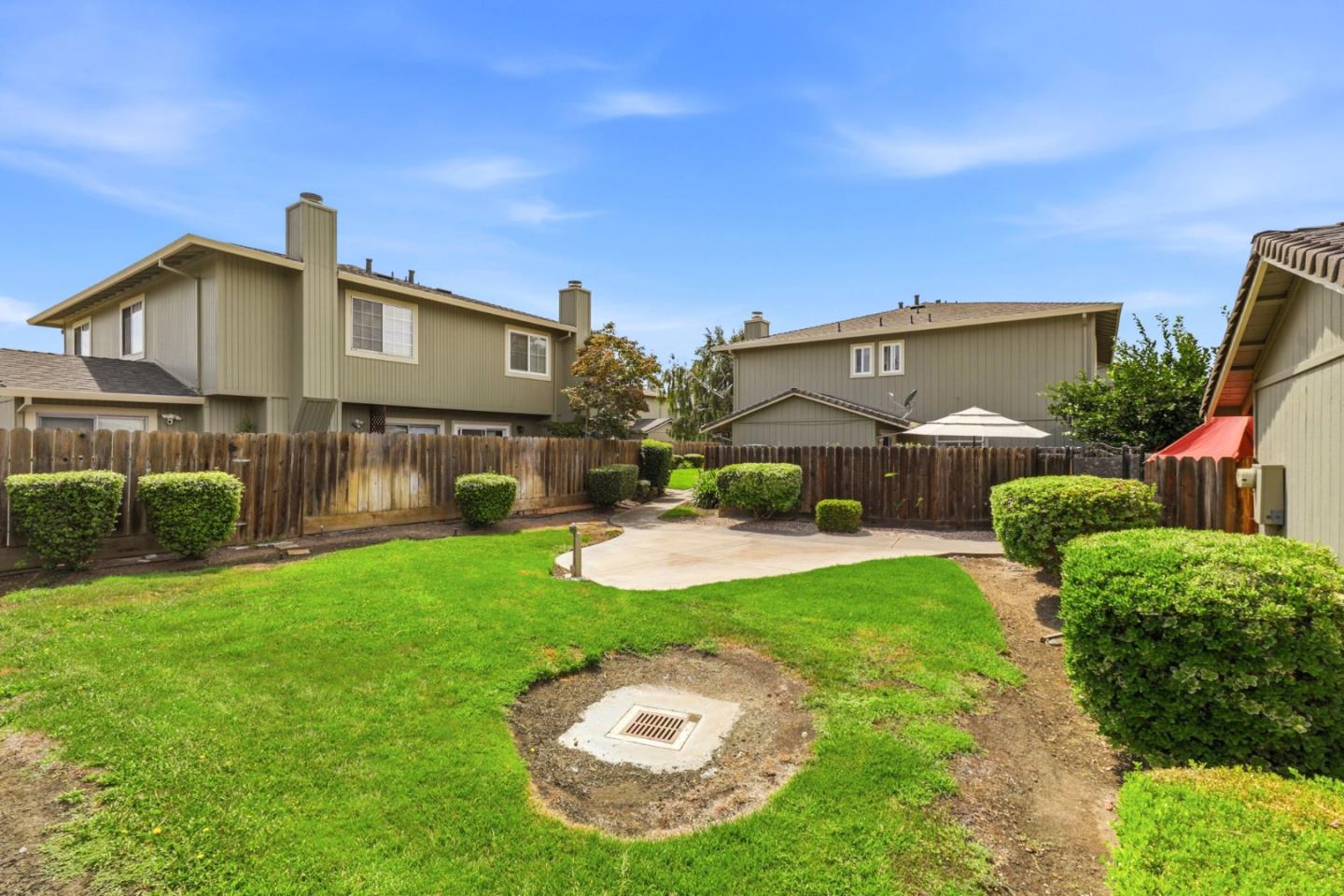 79 Knight LN