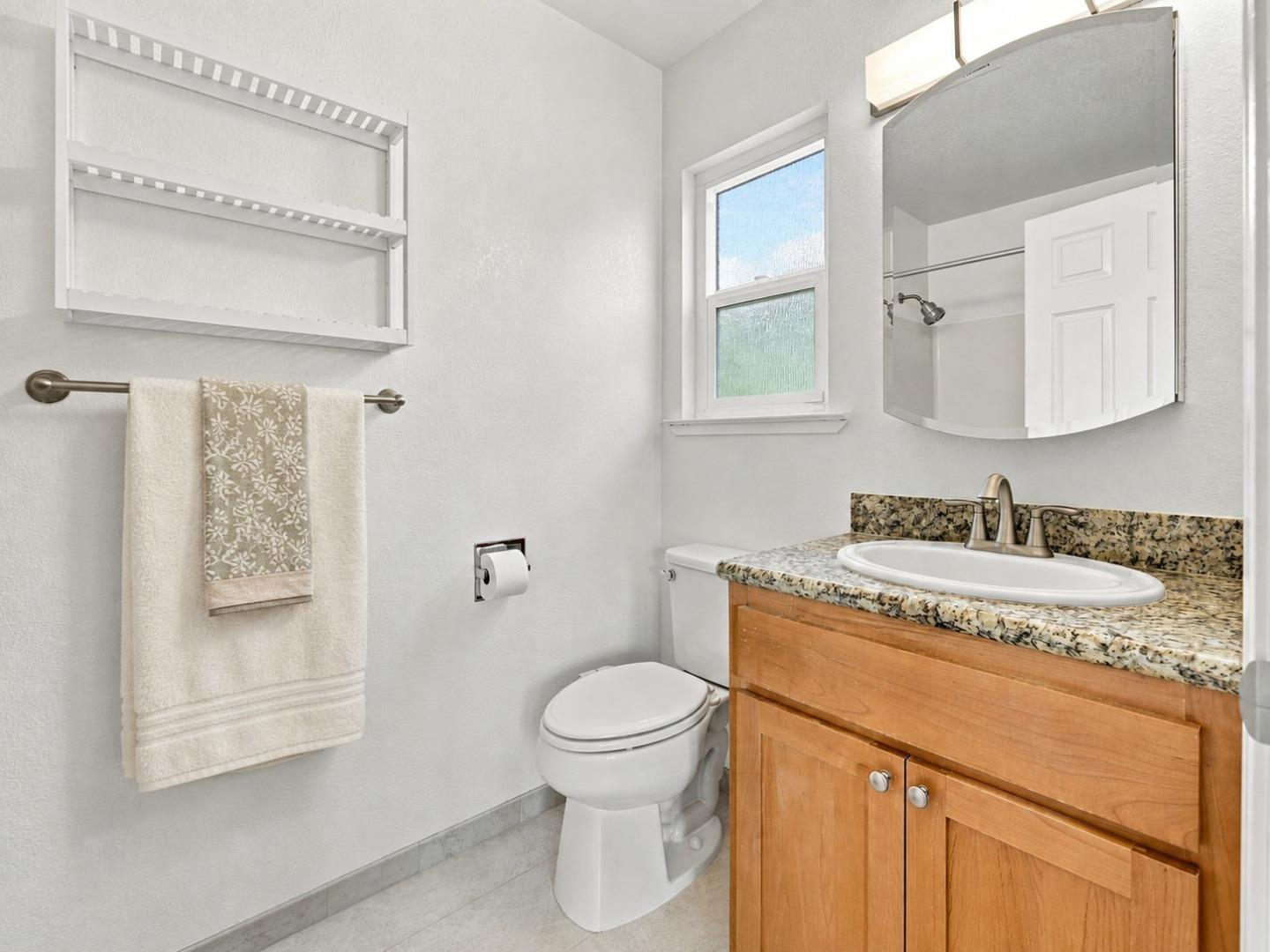 79 Knight LN
