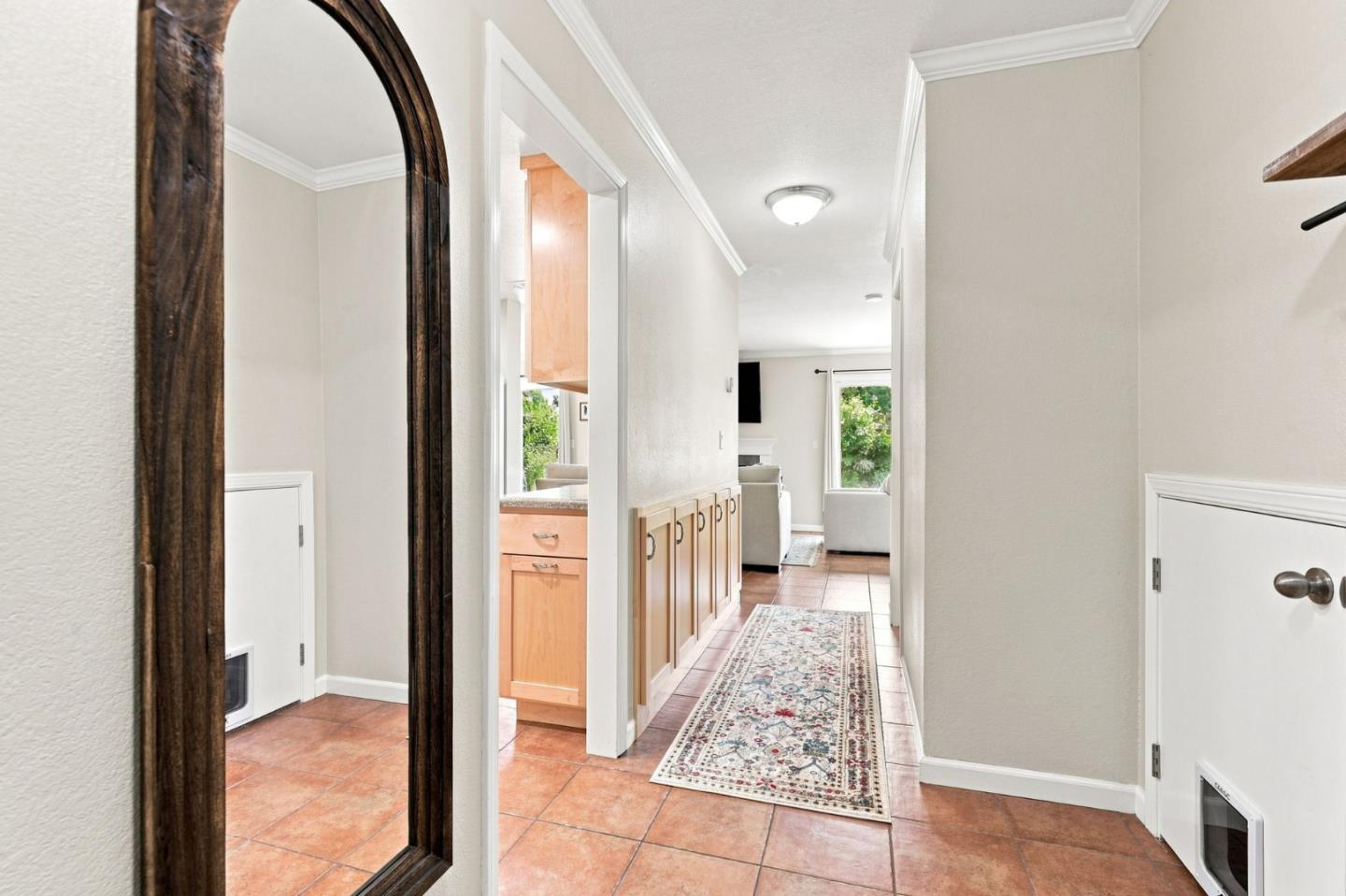 79 Knight LN