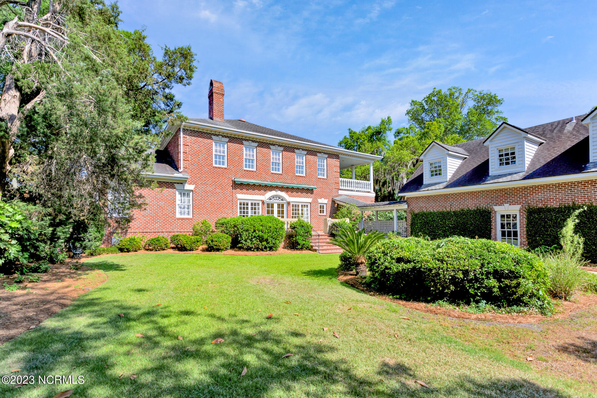 216 Bradley Creek Point Road