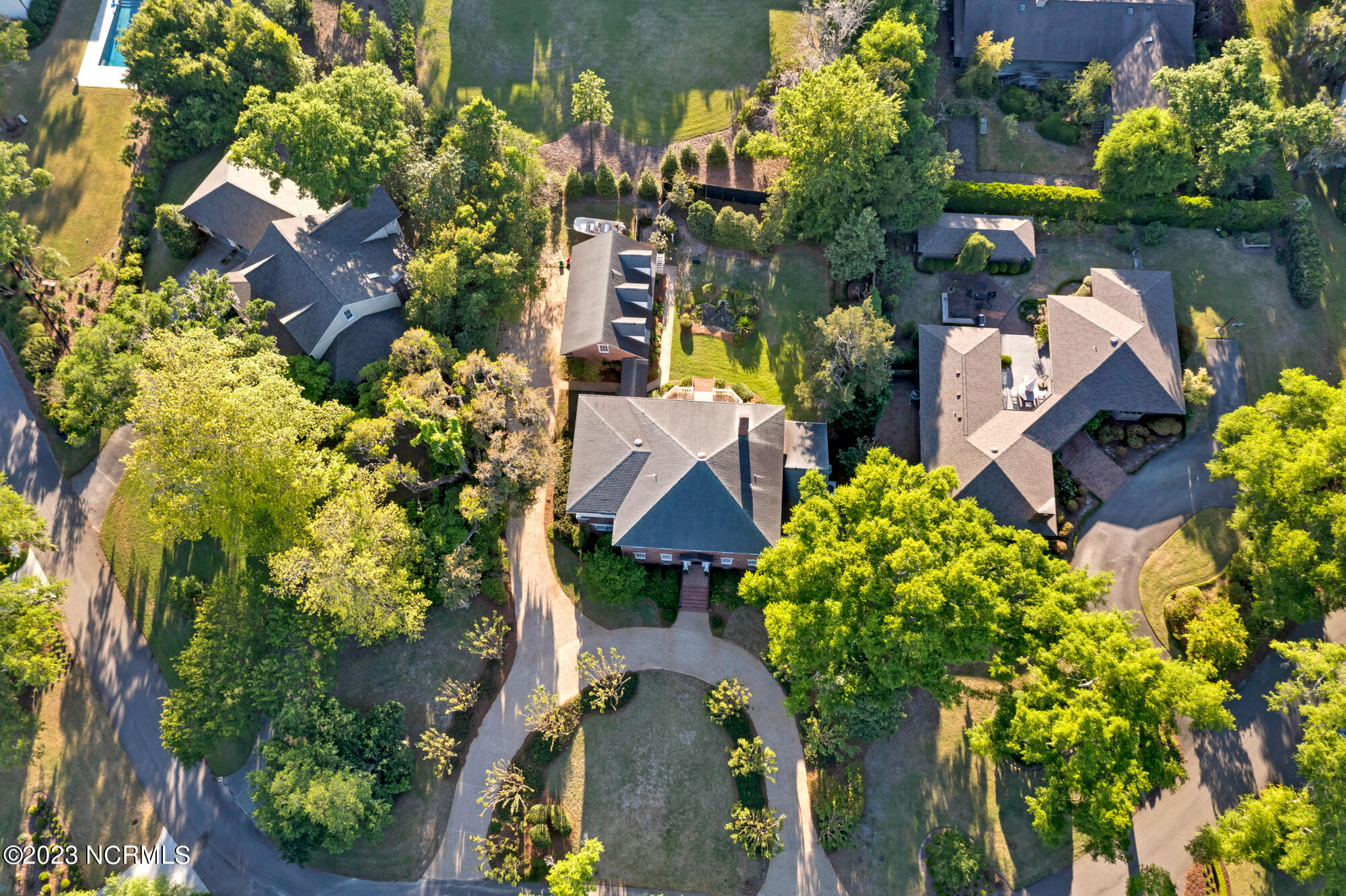 216 Bradley Creek Point Road
