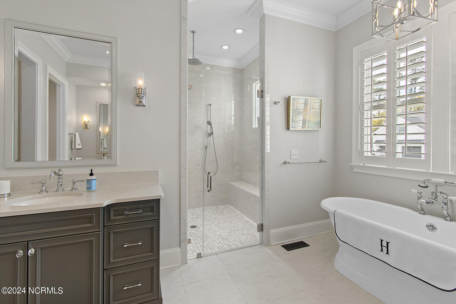 4139 Donnelly Lane