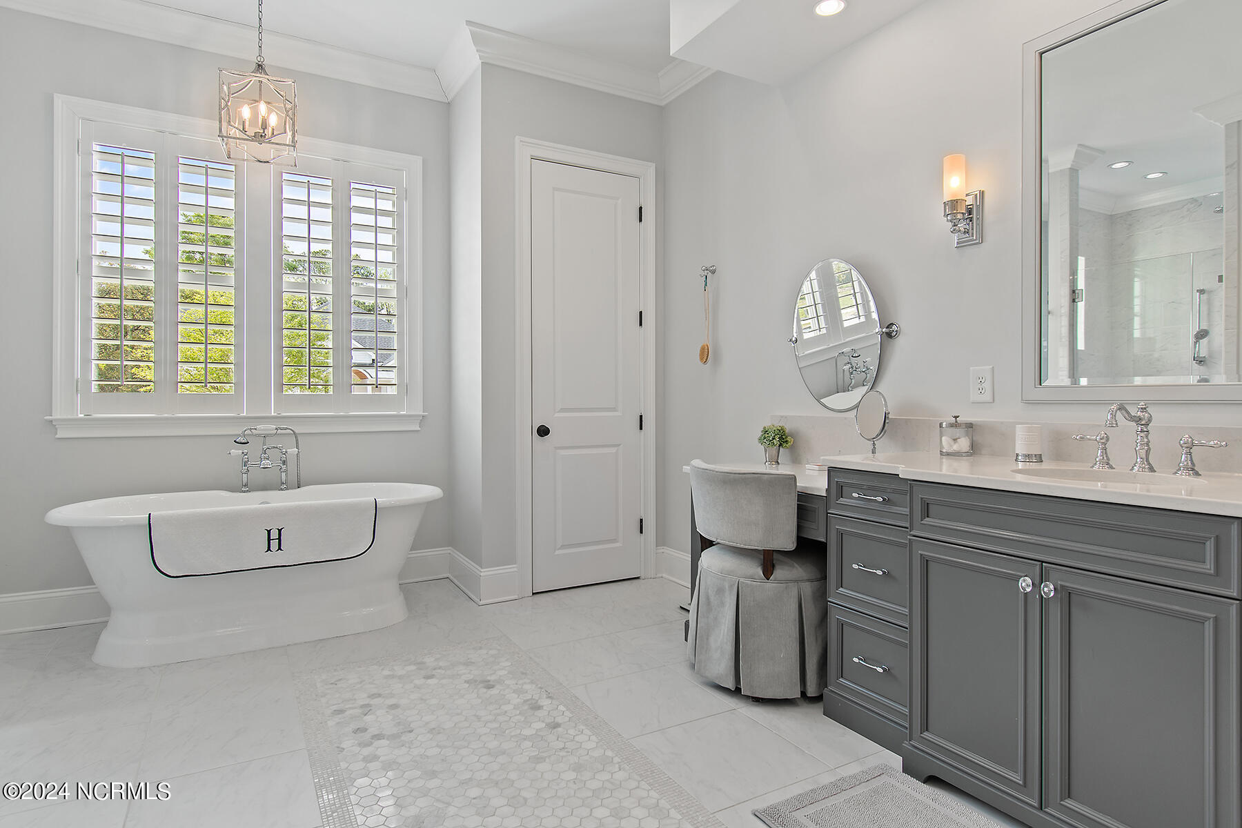 4139 Donnelly Lane