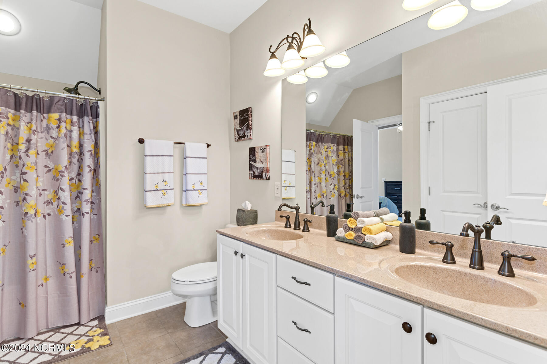 320 Smilax Lane