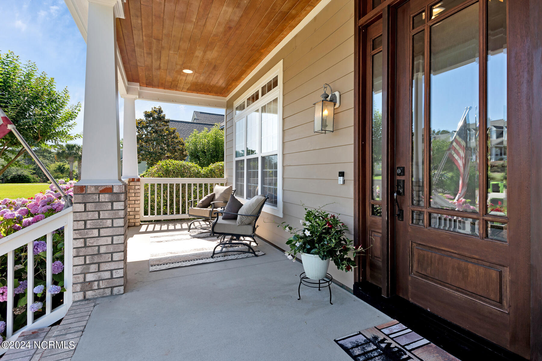 320 Smilax Lane
