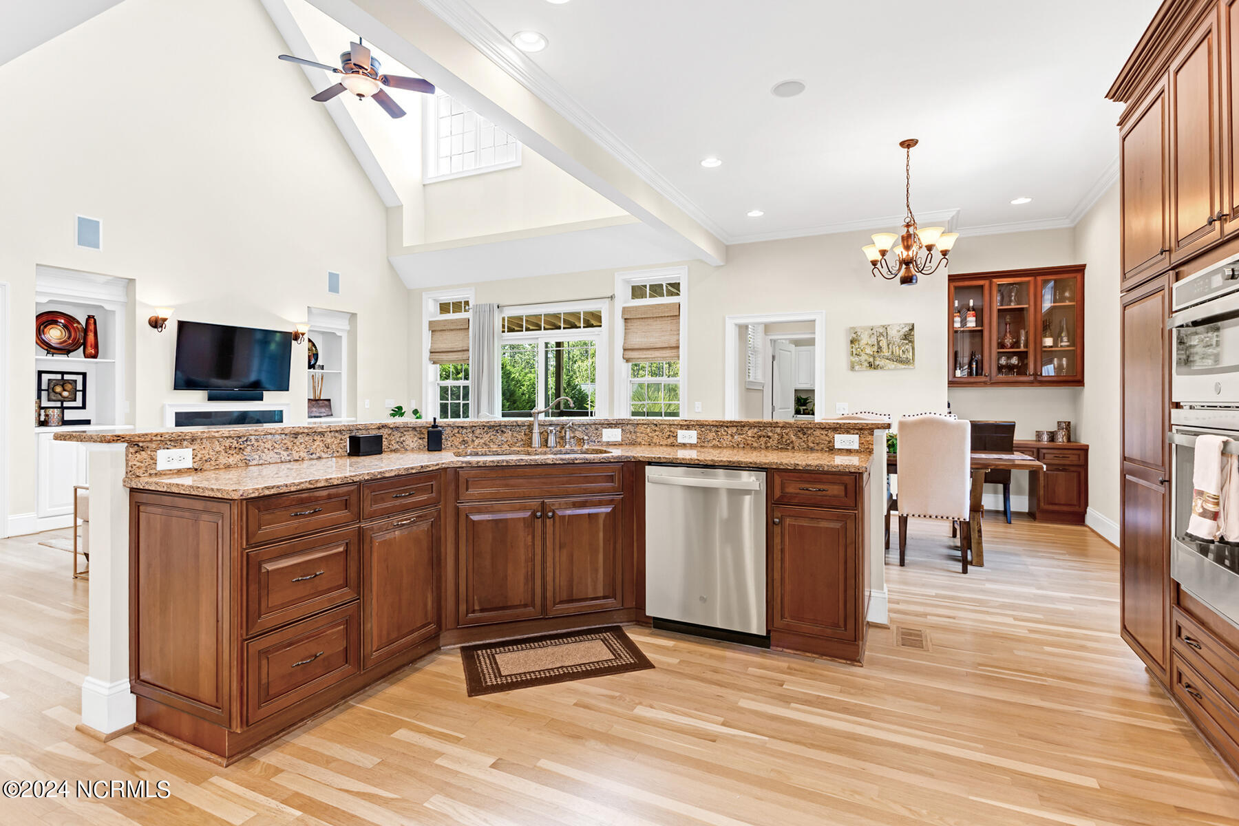 320 Smilax Lane
