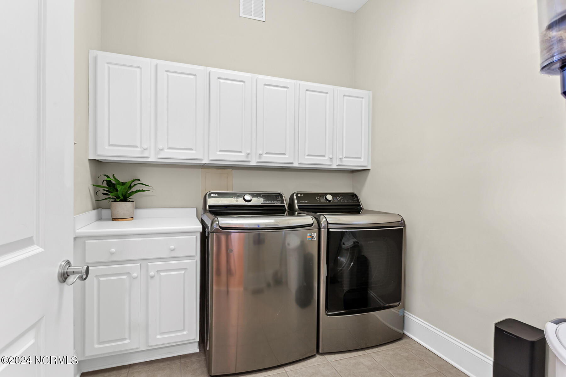 320 Smilax Lane