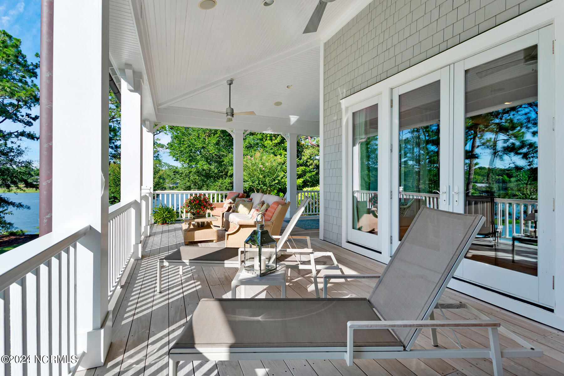 800 Shell Point Place