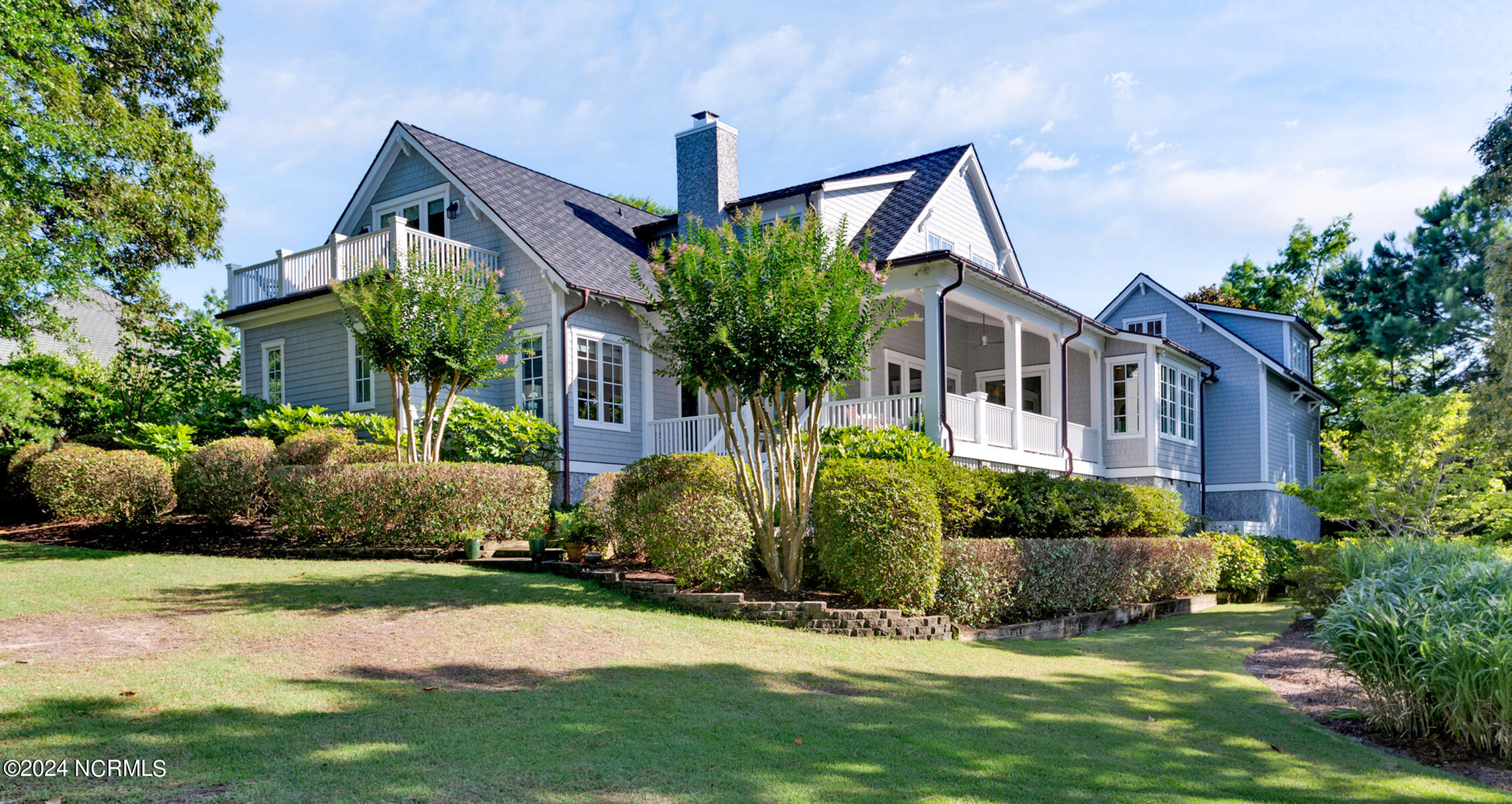 800 Shell Point Place