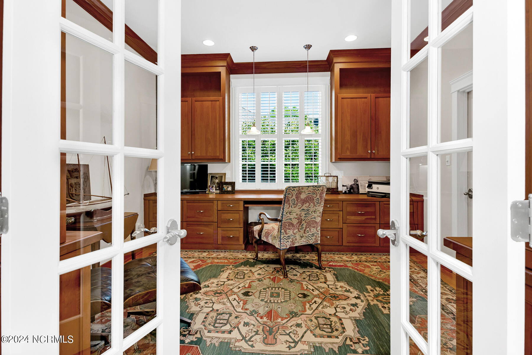800 Shell Point Place
