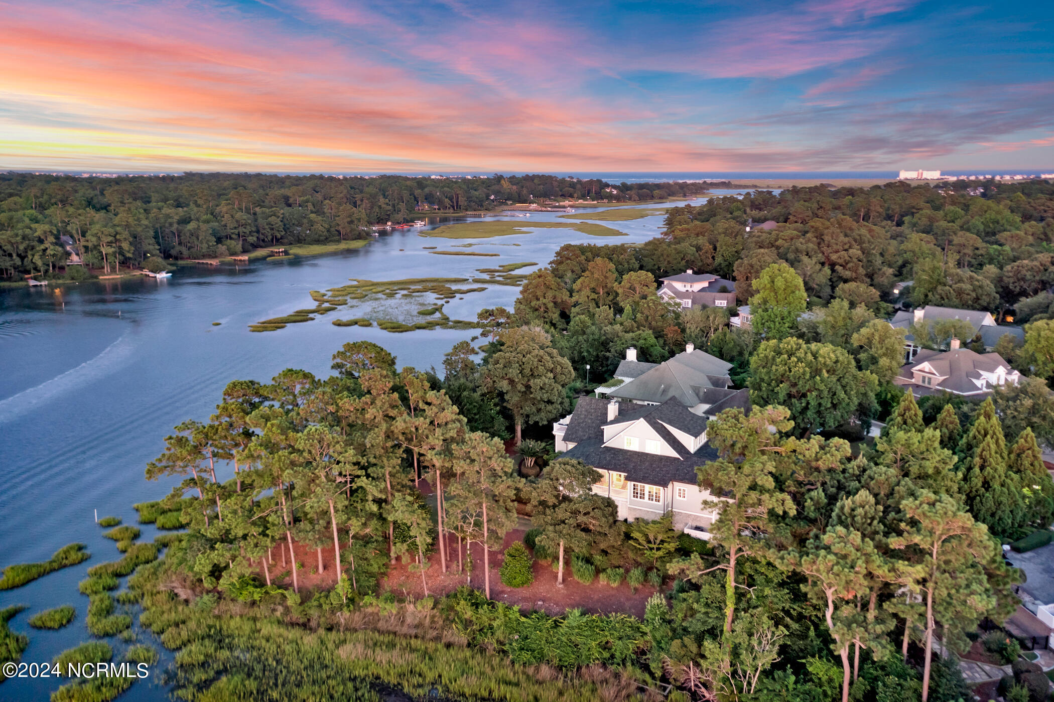 800 Shell Point Place