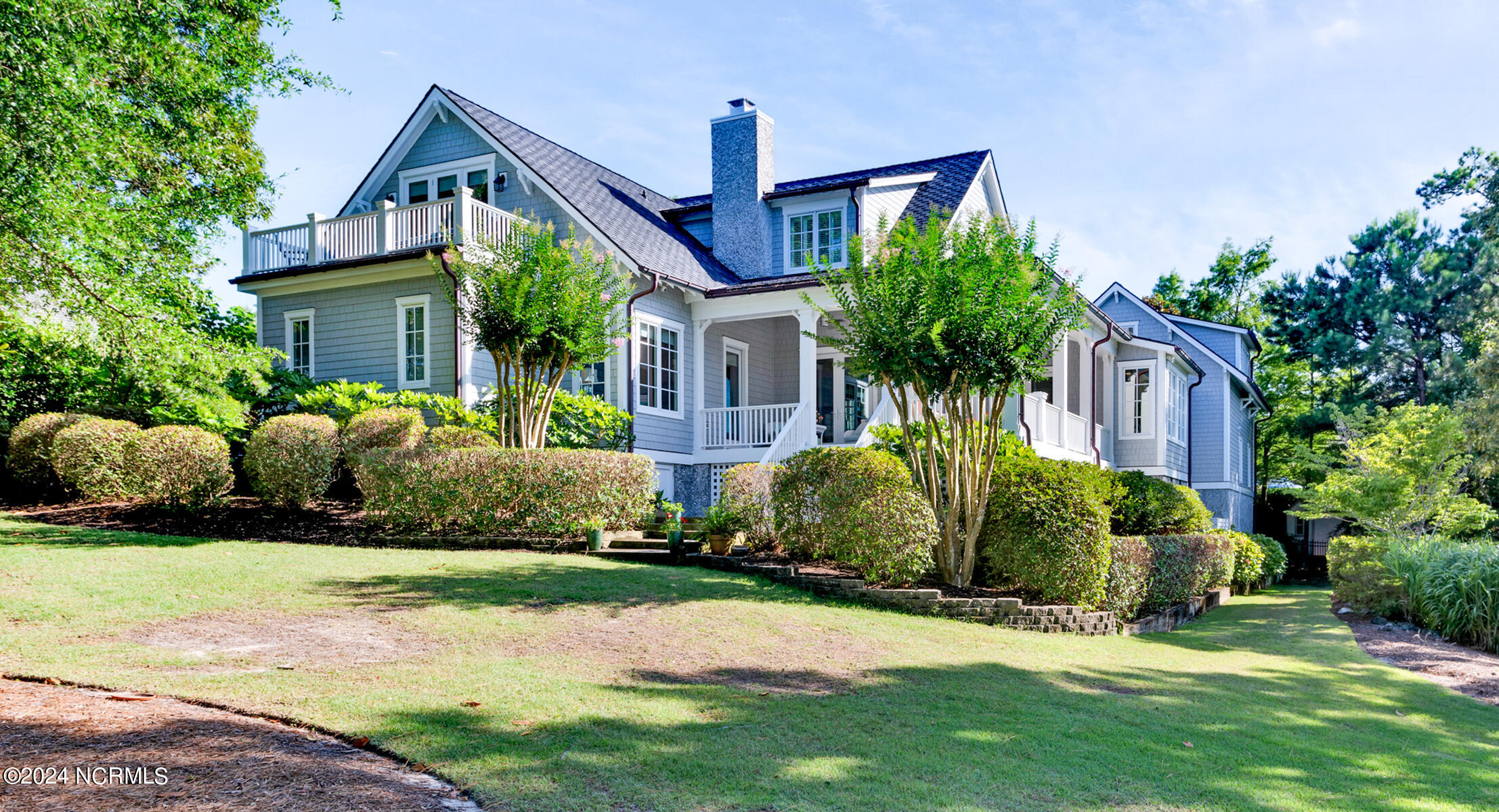 800 Shell Point Place