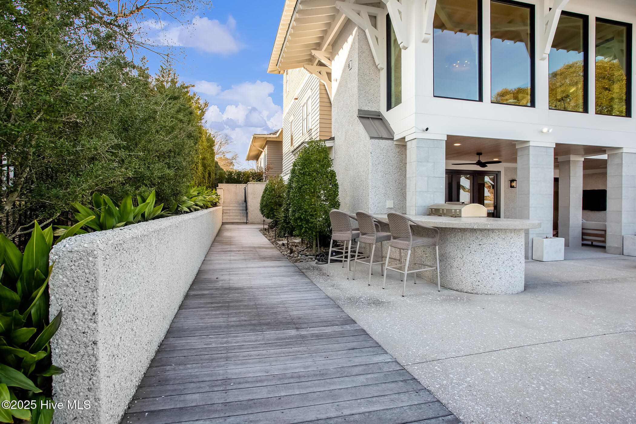 8712 Bald Eagle Lane