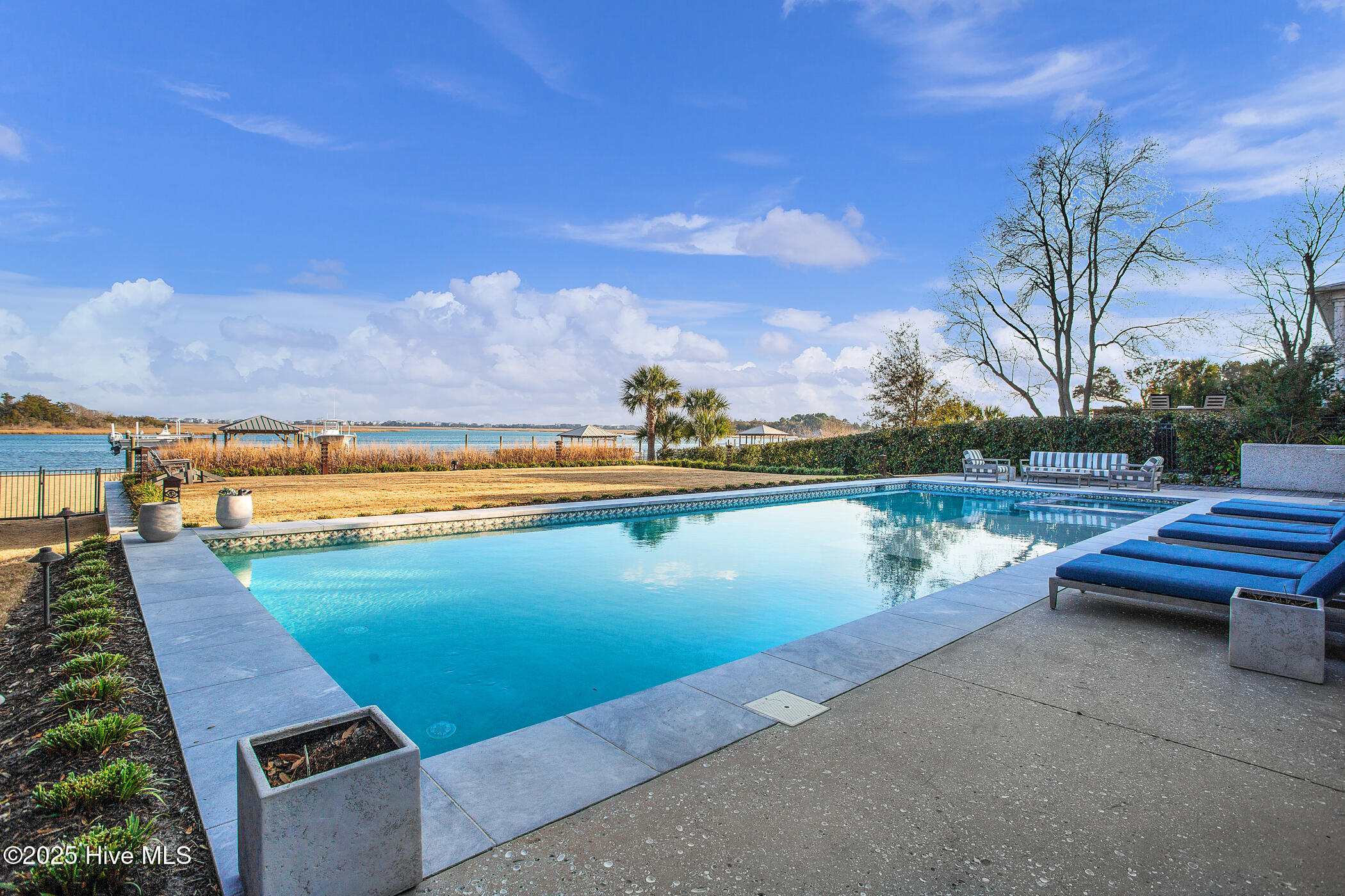 8712 Bald Eagle Lane