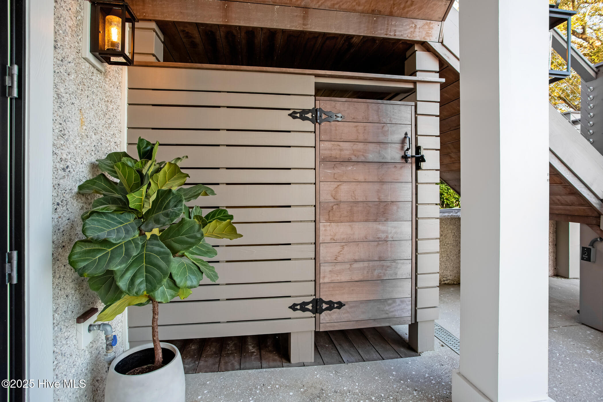 8712 Bald Eagle Lane