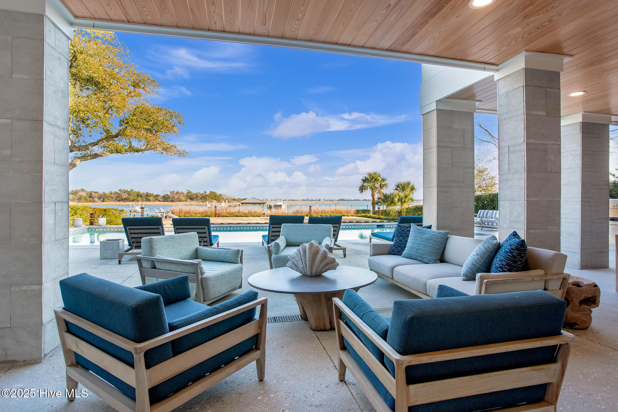 8712 Bald Eagle Lane