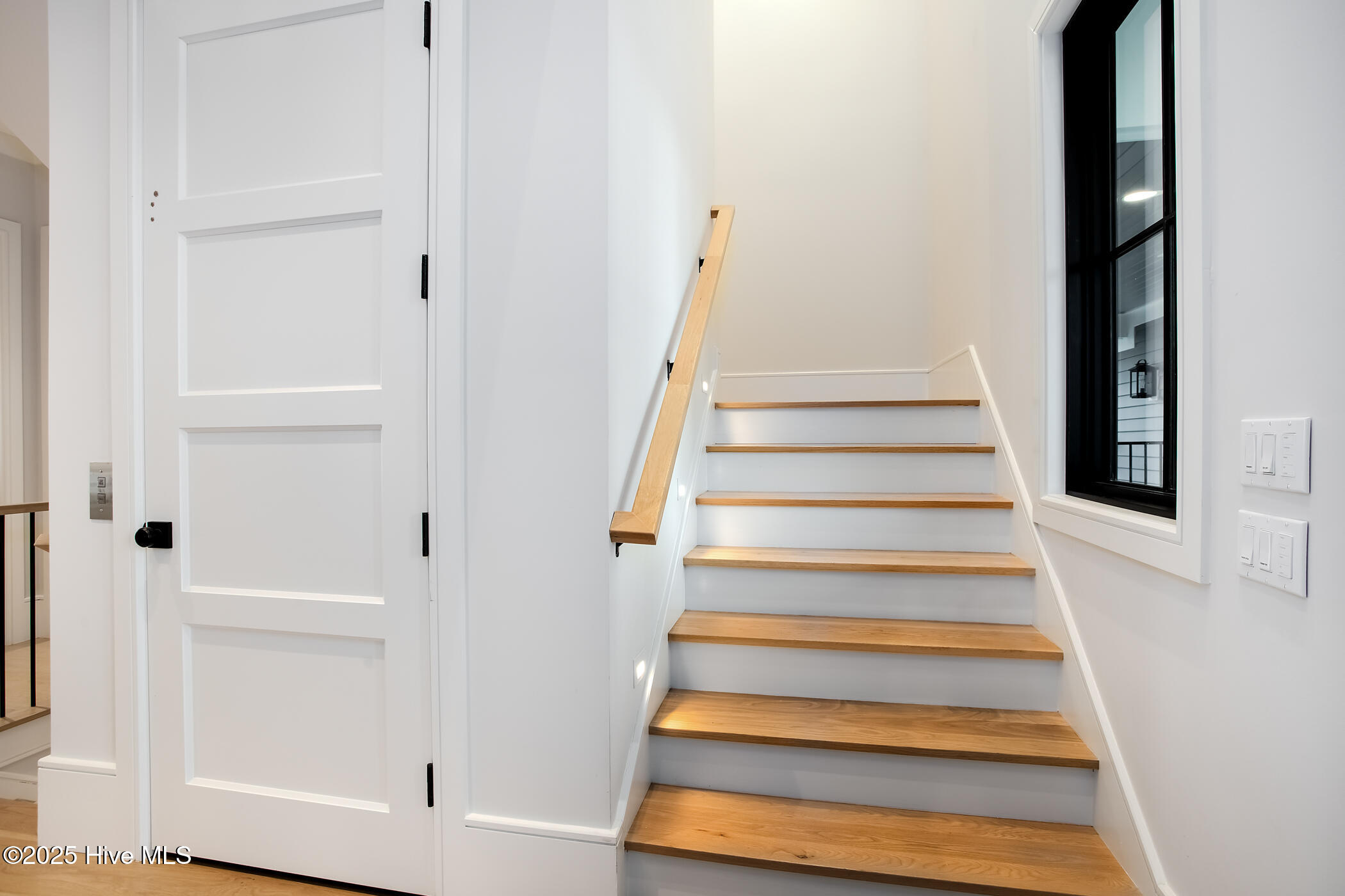 8712 Bald Eagle Lane