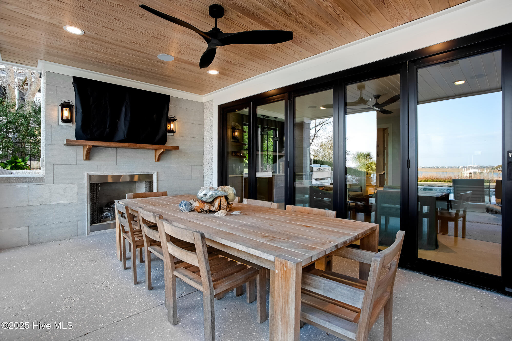 8712 Bald Eagle Lane