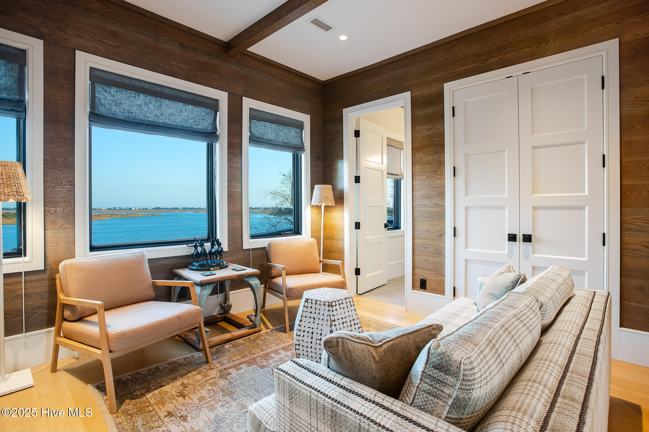 8712 Bald Eagle Lane