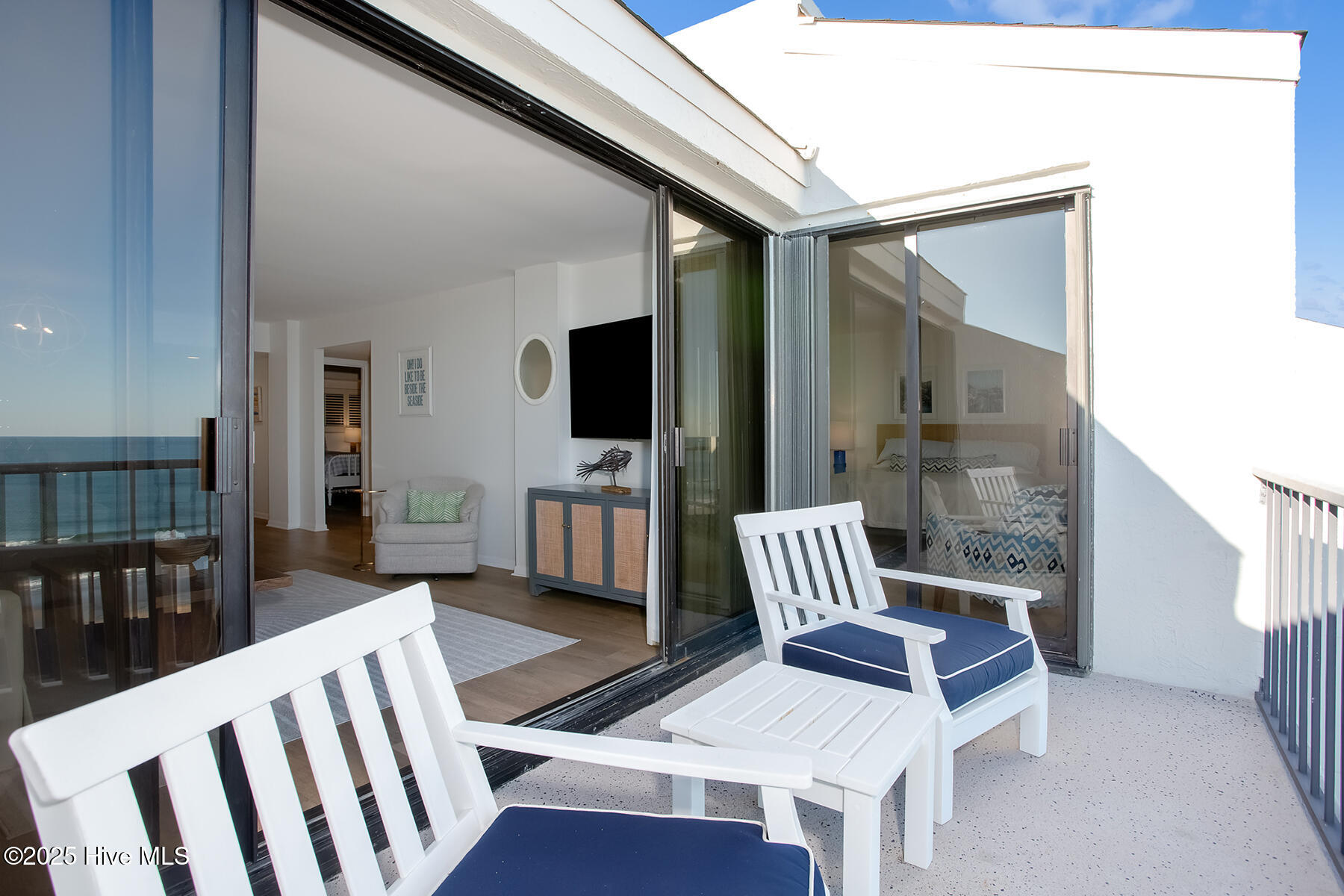 95 S Lumina Avenue, Unit 8f