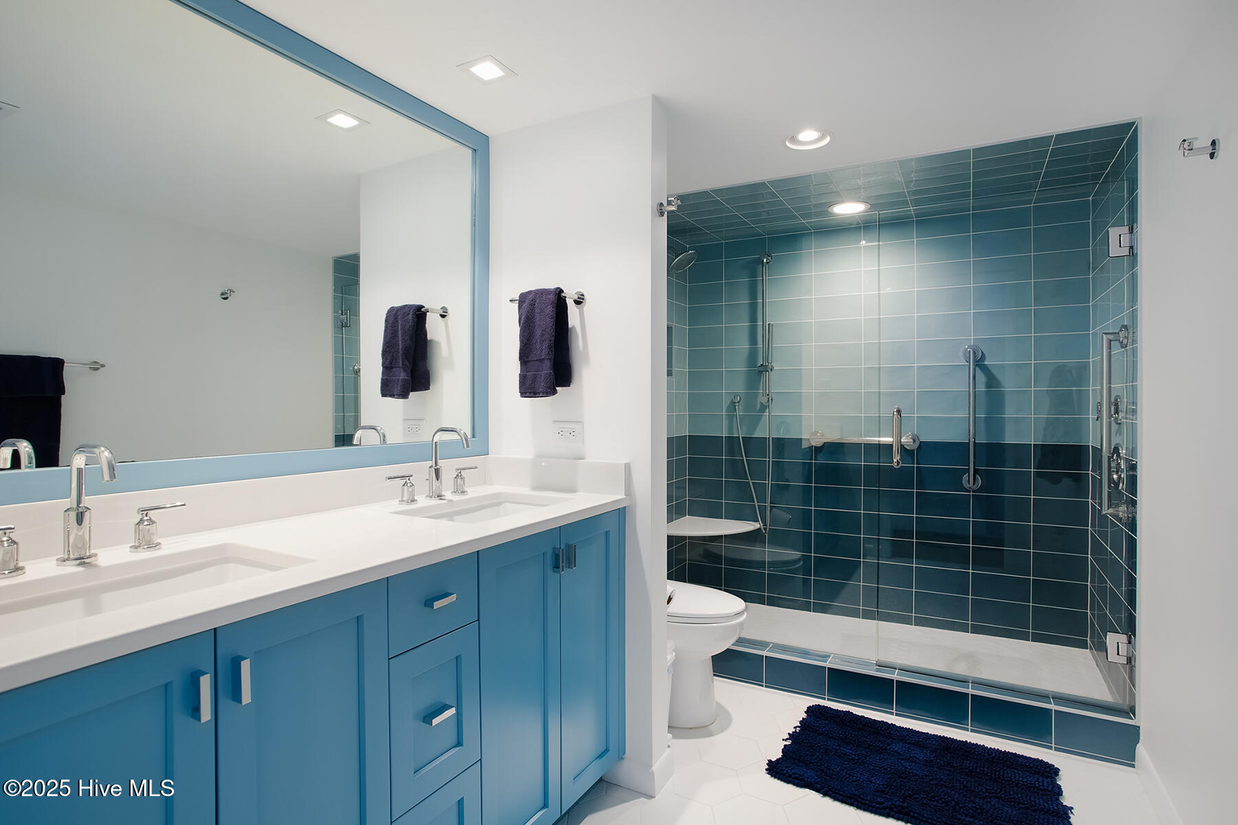 95 S Lumina Avenue, Unit 8f