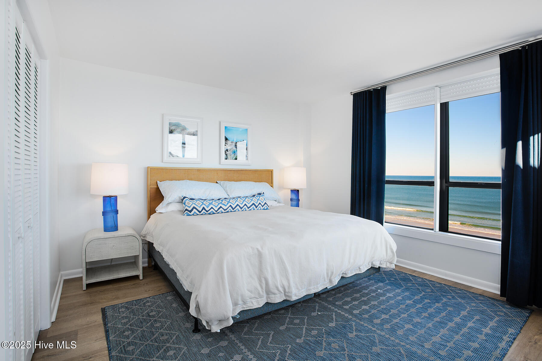 95 S Lumina Avenue, Unit 8f