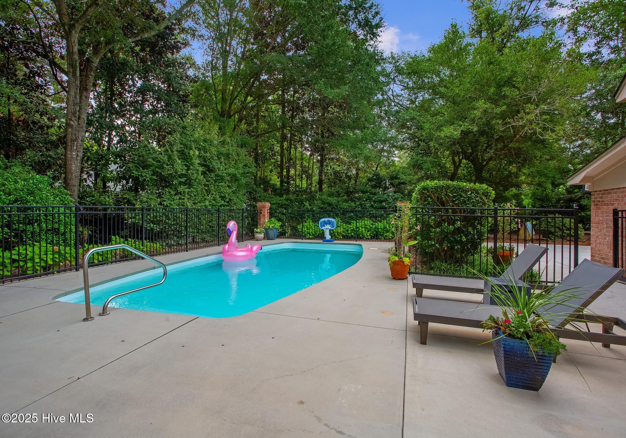 1508 Radian Road