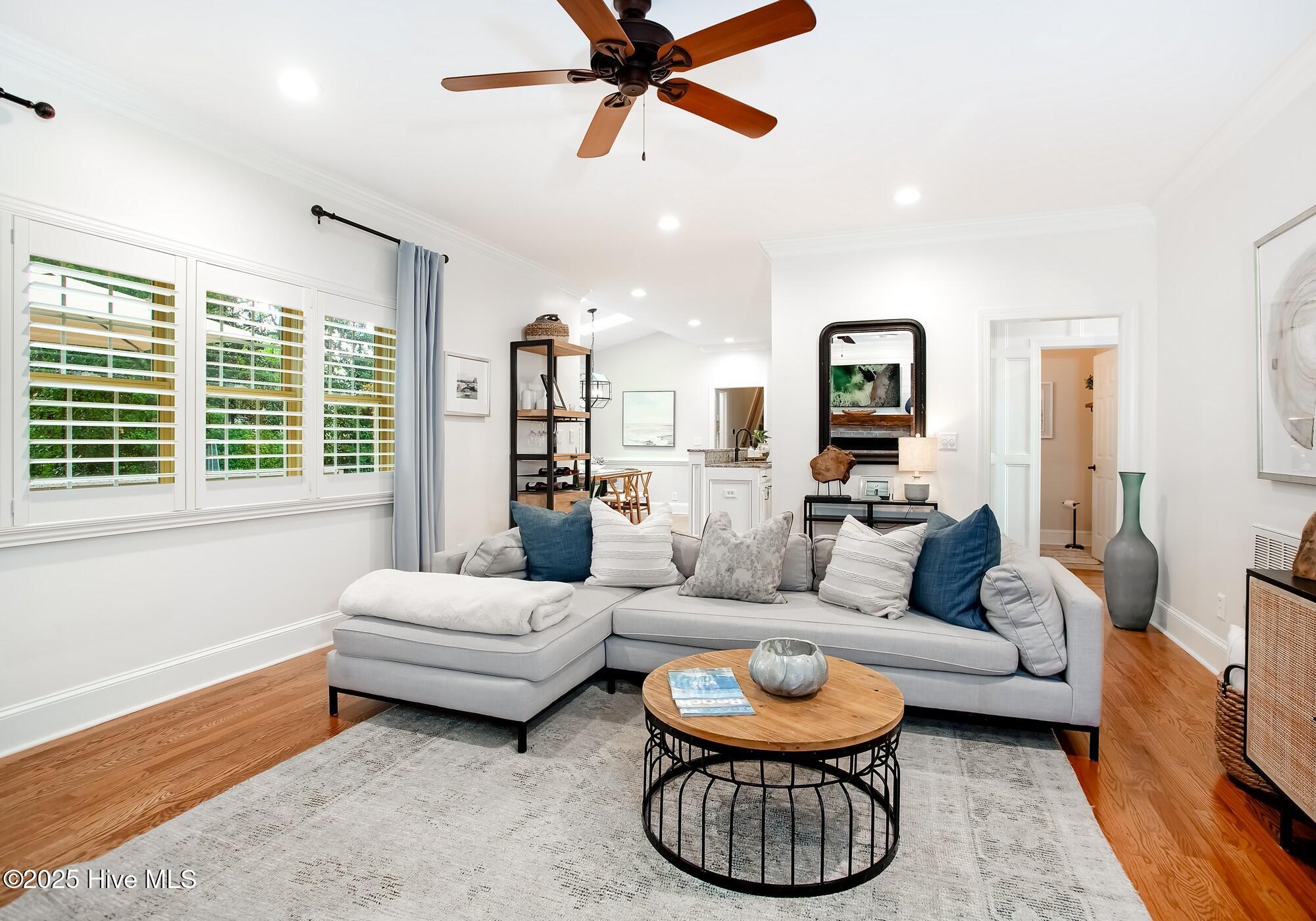1508 Radian Road