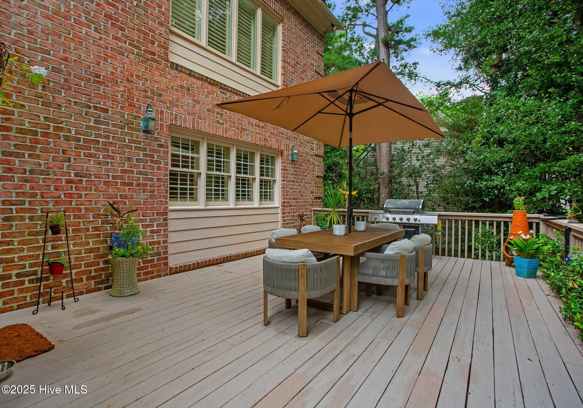 1508 Radian Road